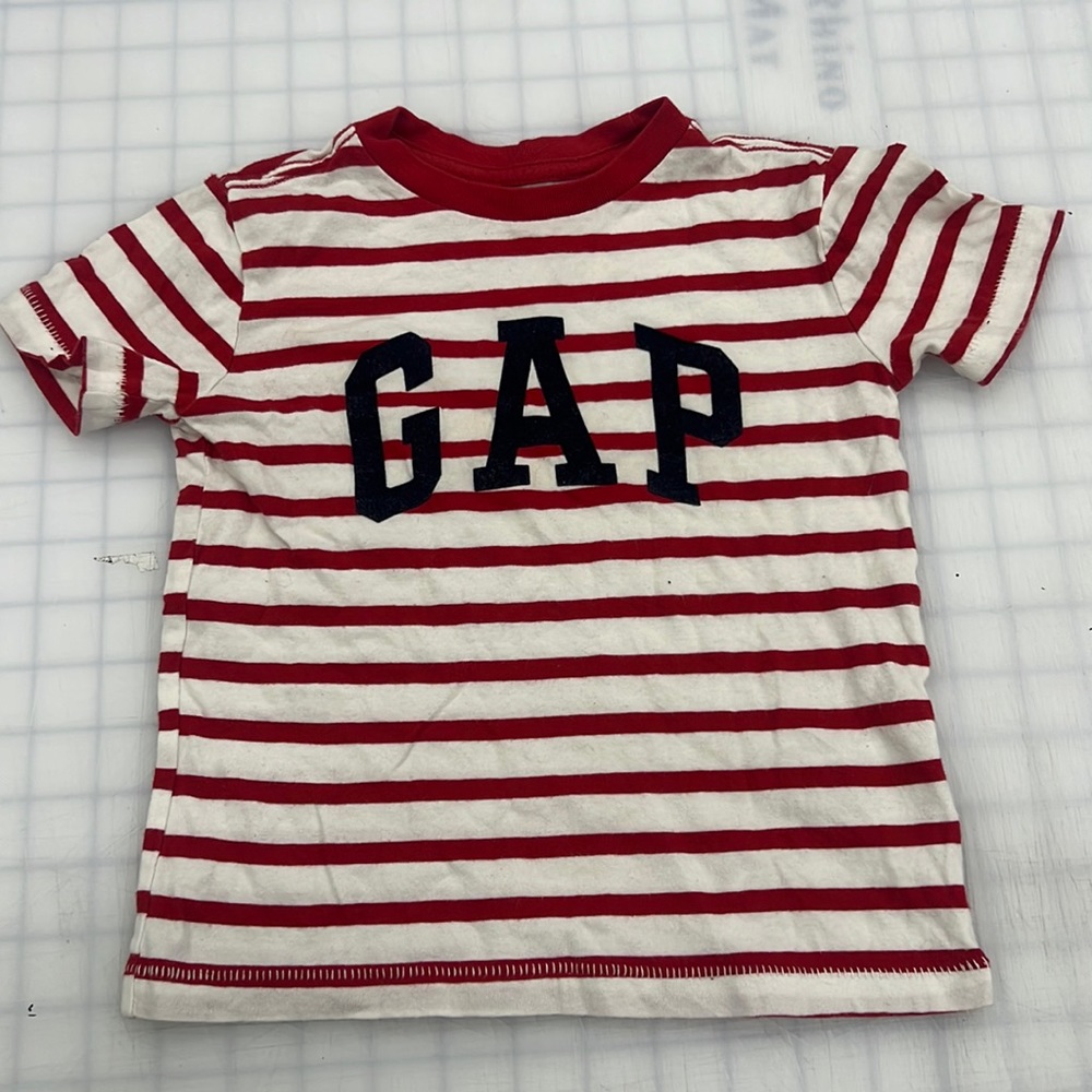 Red and white GAP kids toddler size 2 shirt